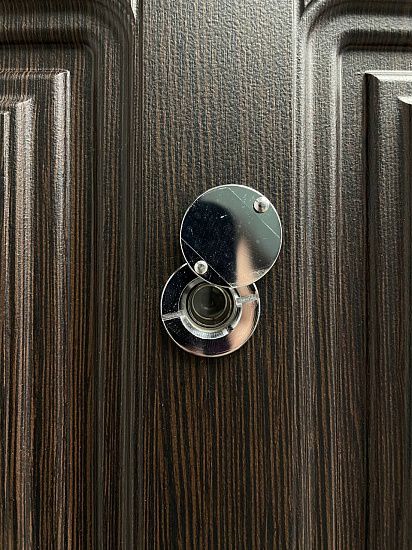 Входная дверь  